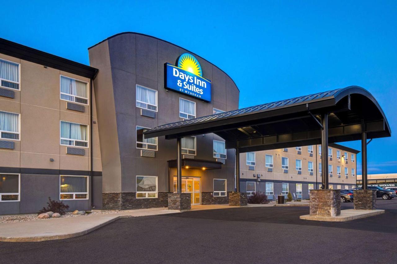 Days Inn & Suites By Wyndham Йорктон Екстер'єр фото