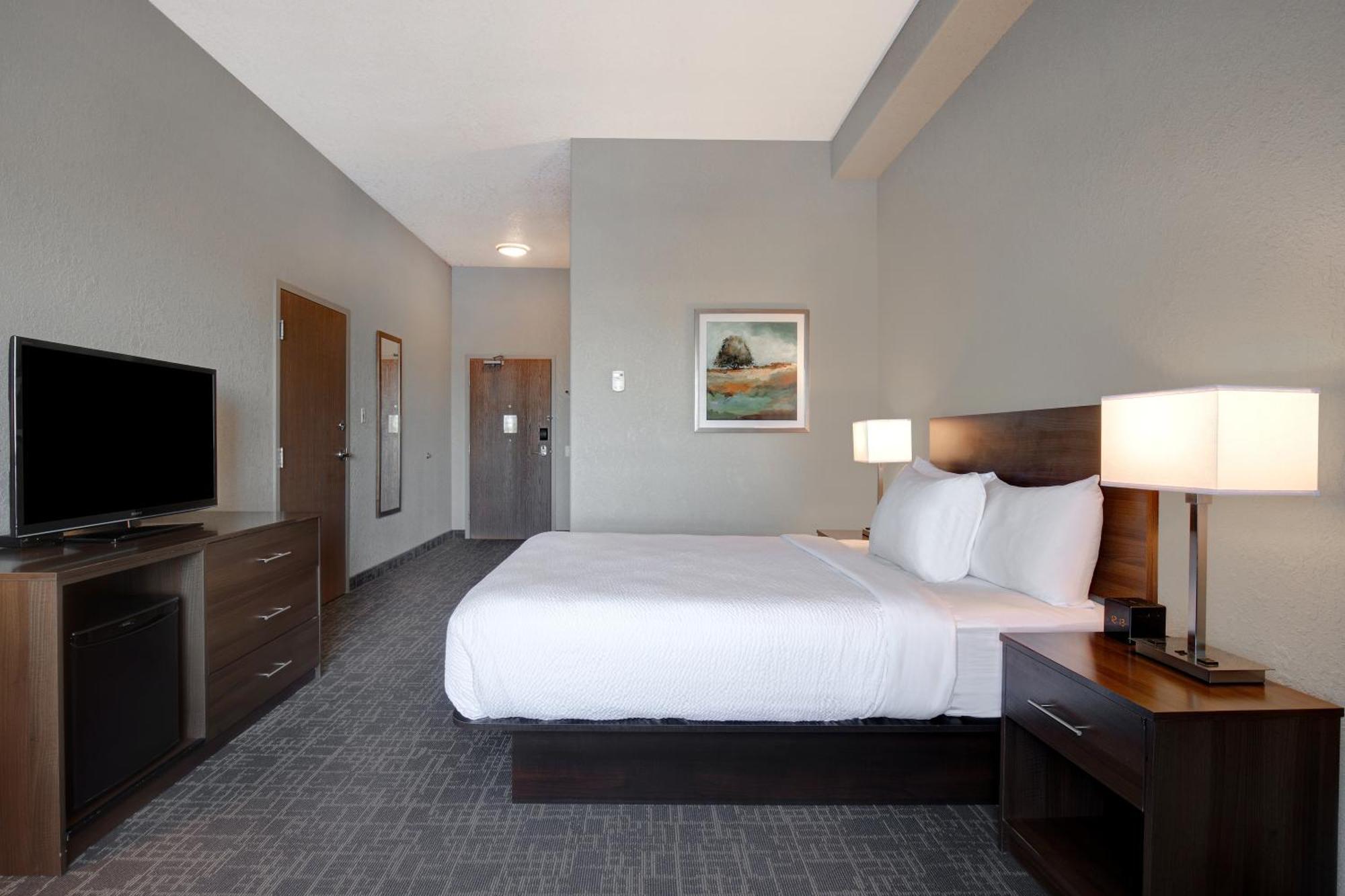 Days Inn & Suites By Wyndham Йорктон Екстер'єр фото
