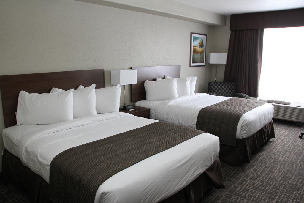 Days Inn & Suites By Wyndham Йорктон Екстер'єр фото